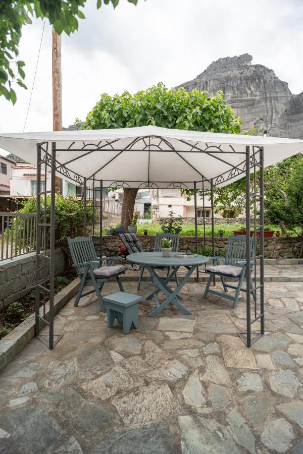 The Rock Guesthouse Kalampáka Ngoại thất bức ảnh