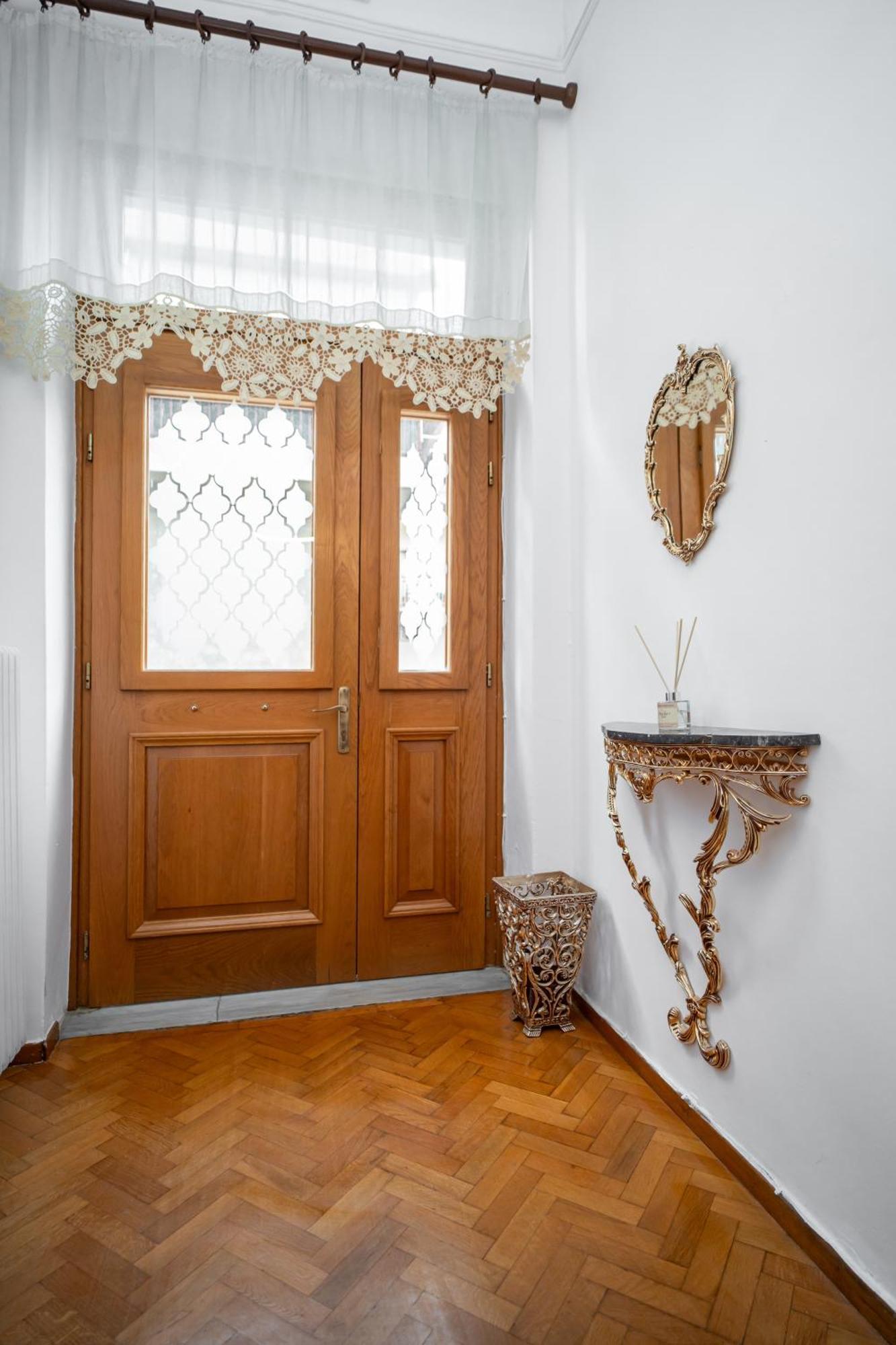 The Rock Guesthouse Kalampáka Ngoại thất bức ảnh