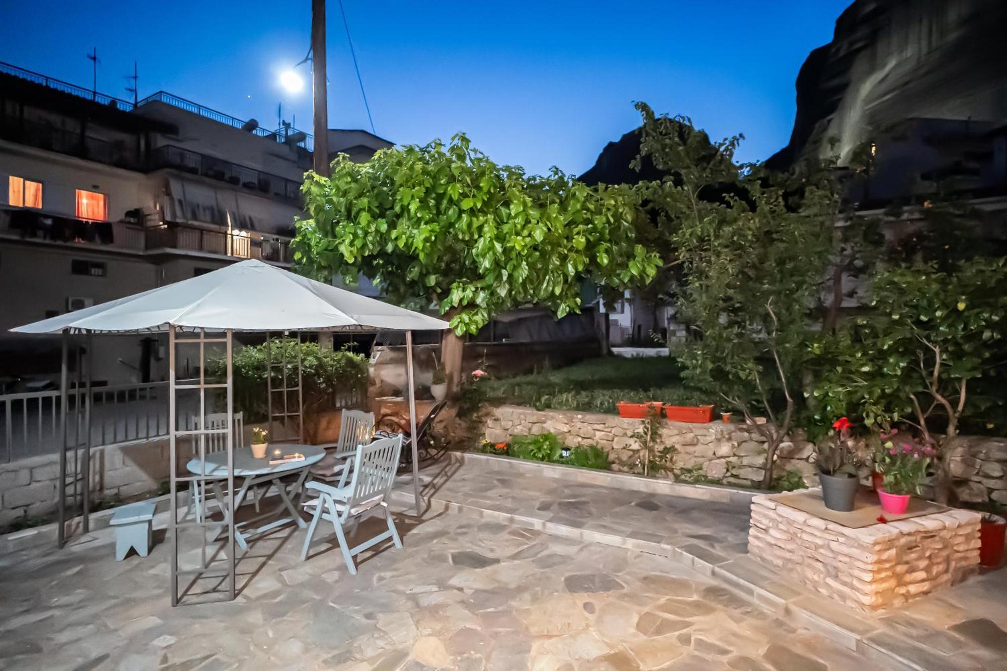 The Rock Guesthouse Kalampáka Ngoại thất bức ảnh