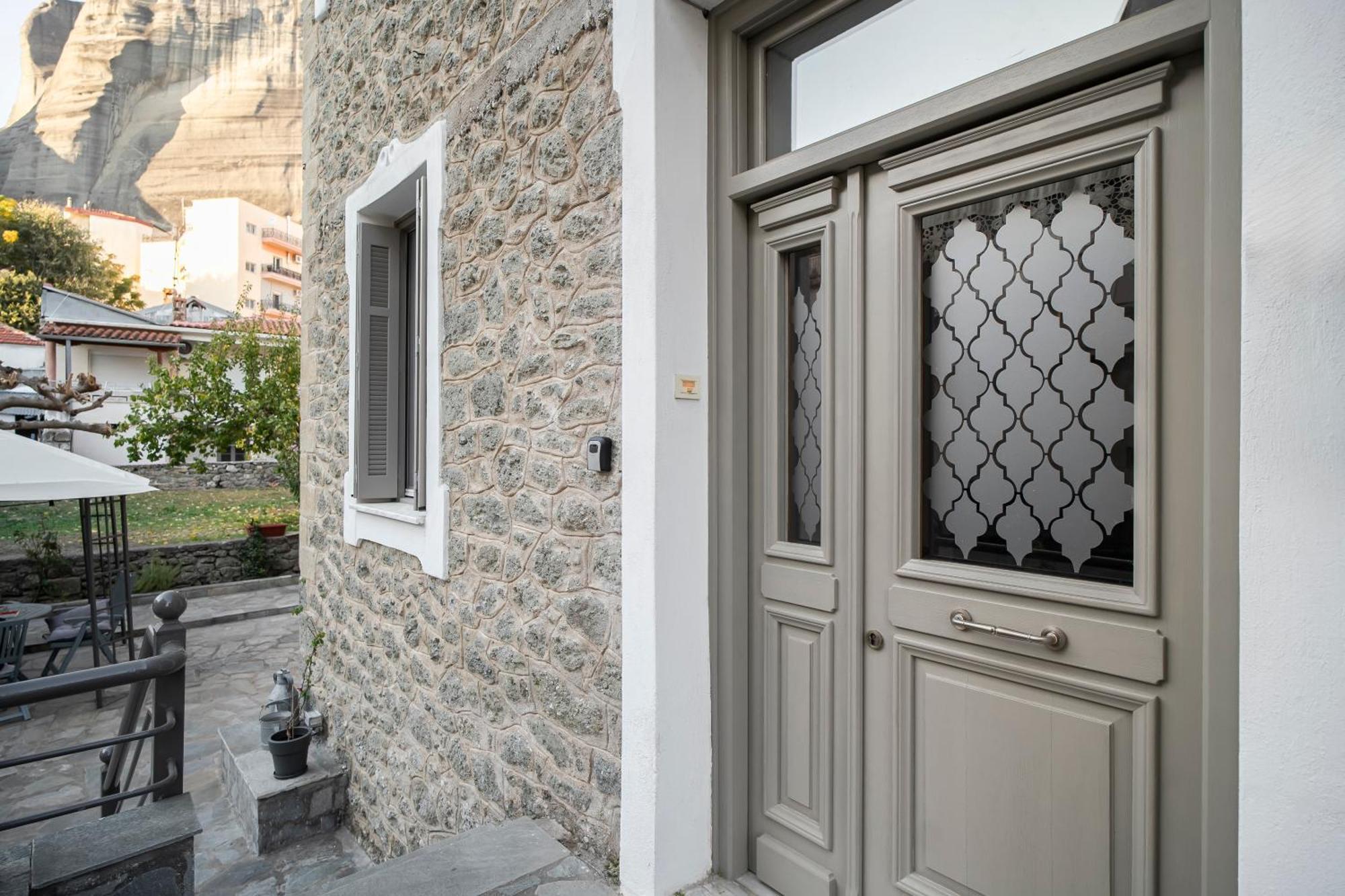 The Rock Guesthouse Kalampáka Ngoại thất bức ảnh