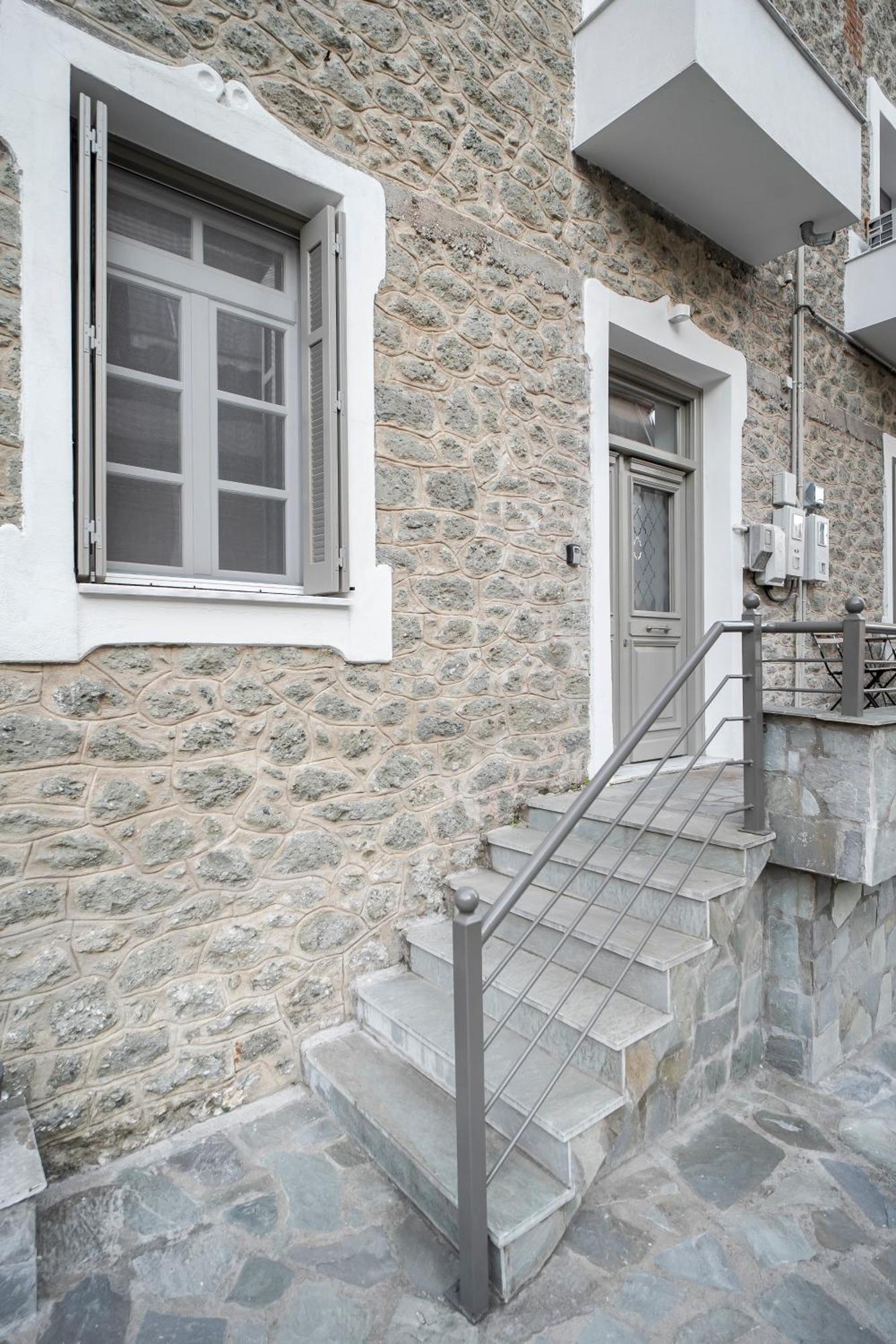 The Rock Guesthouse Kalampáka Ngoại thất bức ảnh